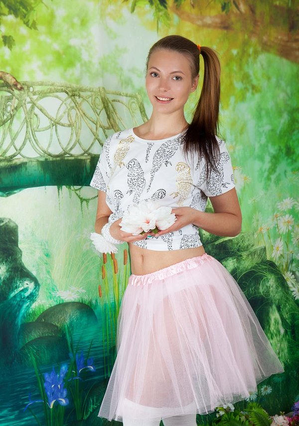 Орнела, 25 лет, 0 размер груди